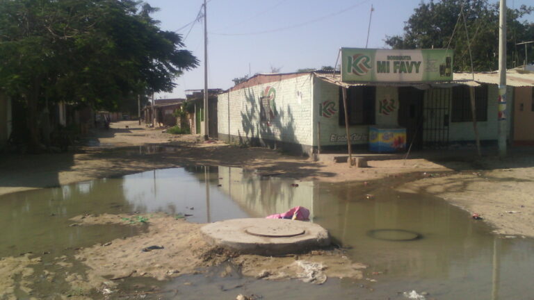 Más de 8 mil vecinos se verán beneficiados con obra de rehabilitación de agua y alcantarillado en A.H. Túpac Amaru