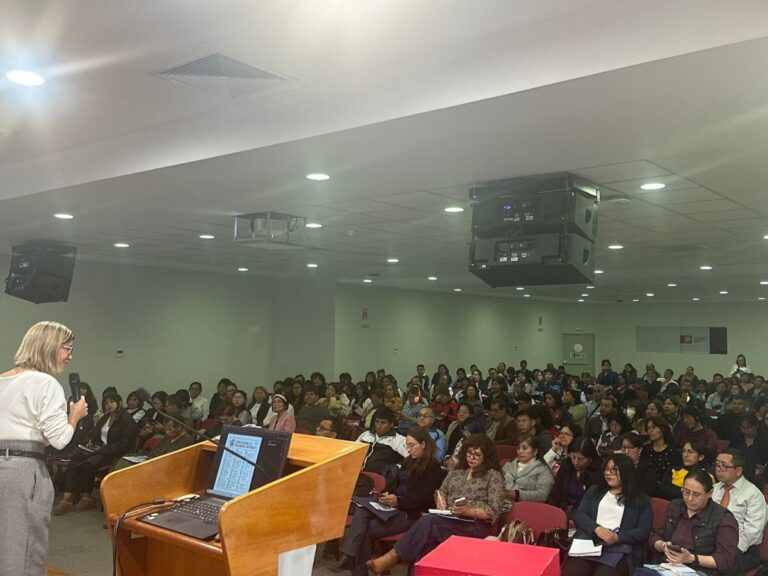 Atención docentes de Piura: Taller gratuito sobre inteligencia artificial aplicada a la educación