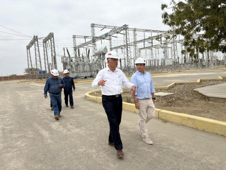 Enosa expone avances y nuevas inversiones ante autoridades del MINEM Enosa expone avances y nuevas inversiones ante autoridades del MINEM