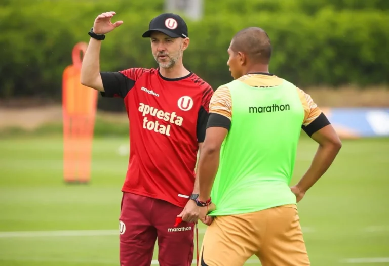 DT Javier Rabanal tras la Noche Crema: “Universitario viene de una línea ganadora” DT Javier Rabanal tras la Noche Crema: “Universitario viene de una línea ganadora”