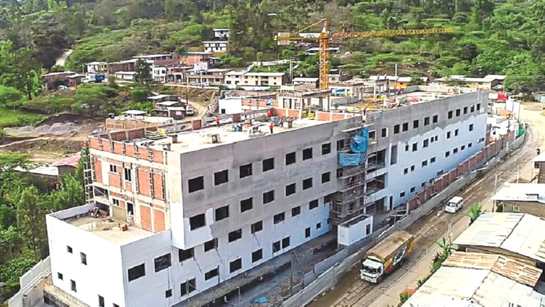 Contraloría detecta riesgos por más de S/ 2 millones en expediente del hospital de Huancabamba