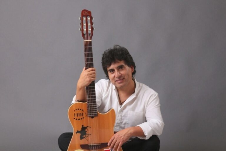 William Luna encabezará la serenata por el 32.º aniversario de la provincia de Sechura William Luna encabezará la serenata por el 32.º aniversario de la provincia de Sechura