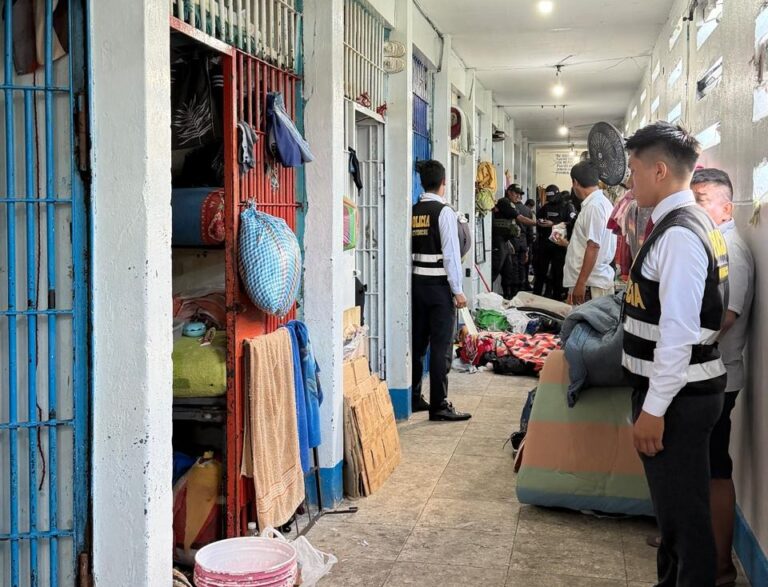 Policía y Fiscalía realizan operativo inopinado en el Penal de Varones de Piura