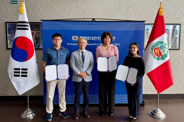 Joven piurano obtiene beca GKS 2026 para estudiar Ingeniería Mecánica en Corea del Sur