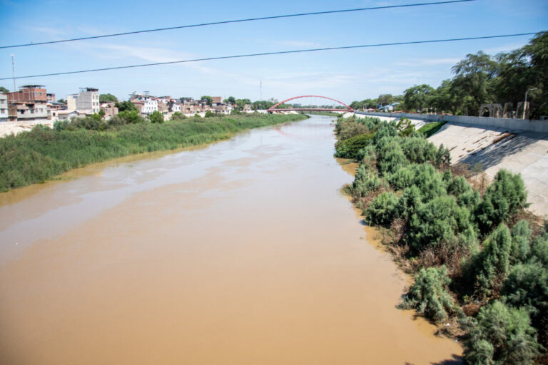 Senamhi mantiene vigilancia del río Piura ante incremento de lluvias en la sierra