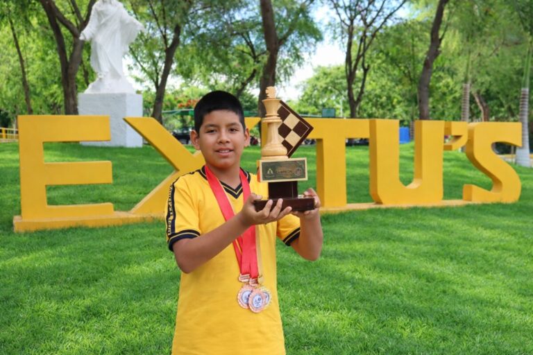 Campeón regional de ajedrez Sub 13 se integra al Colegio Exitus para potenciar su talento