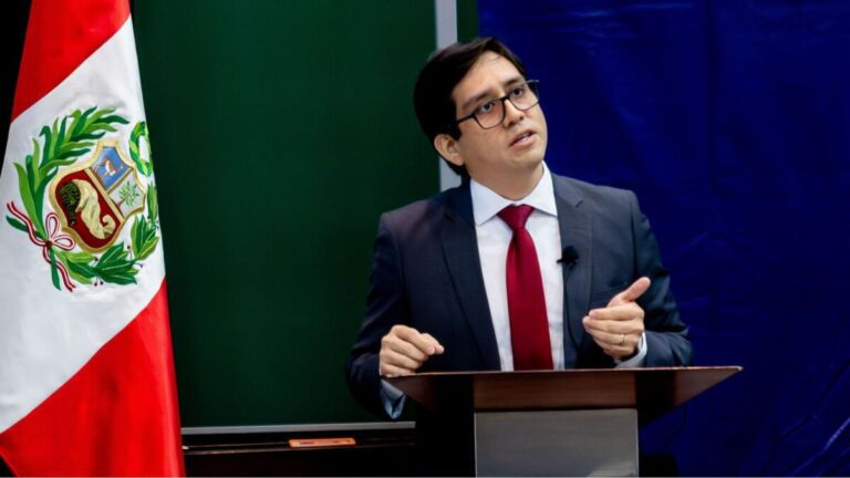 Seguridad jurídica de periodistas: advertencias sobre denuncias, presiones y el costo de decir la verdad