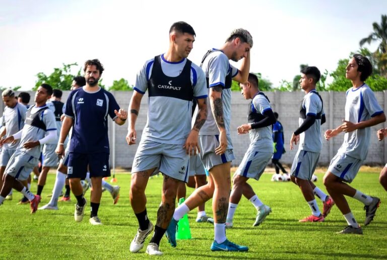 Los Churres entrenan con intensidad para el choque ante Alianza Lima