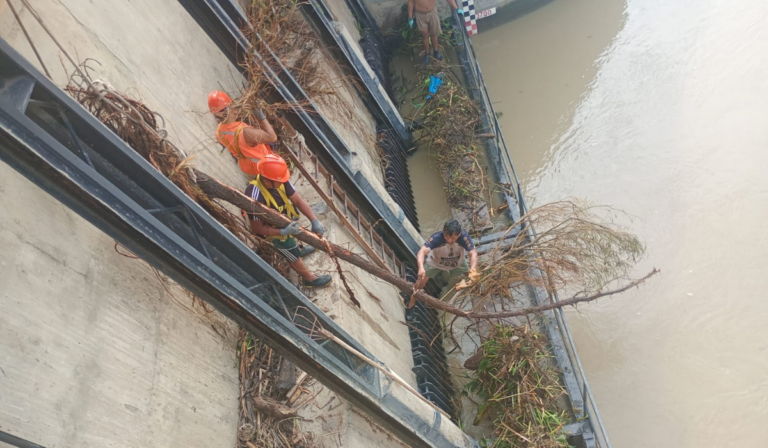Esta medida busca garantizar el adecuado flujo de agua cruda.