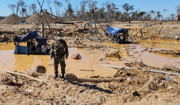 La minería ilegal también está relacionada con el incremento de la inseguridad en diversas zonas del país.