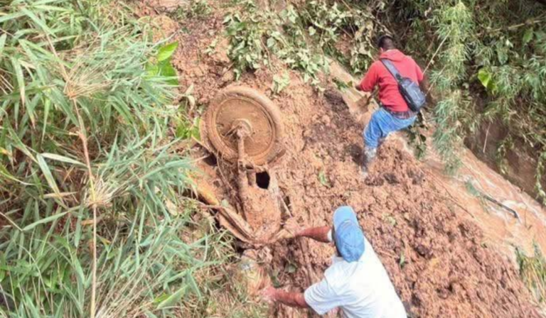 Intensas lluvias en Piura mantienen en vilo a la población.