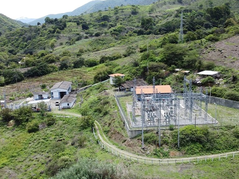 Centrales hidroeléctricas de Enosa fortalecen la continuidad del servicio en zonas rurales de Ayabaca Centrales hidroeléctricas de Enosa fortalecen la continuidad del servicio en zonas rurales de Ayabaca