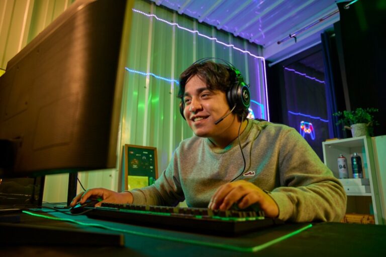 OSIPTEL: Más de 79 % de conexiones de internet fijo tienen velocidades contratadas por encima de los 200 Mbps