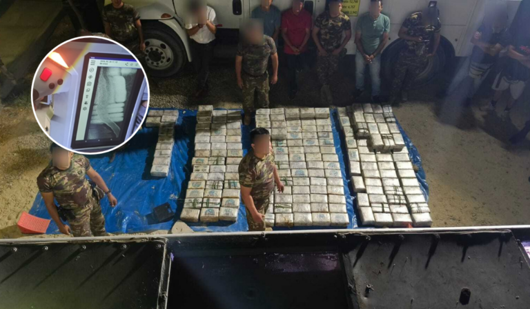 Los cuatro detenidos, junto con la droga incautada, quedaron a disposición del Departamento de Operaciones Tácticas Antidrogas (DEPOTAD) PNP Piura.