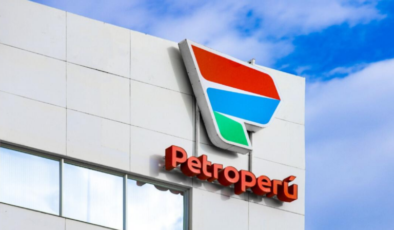 Según explicó el titular de la petrolera, estos recursos no provendrían del tesoro público, sino de financiamiento privado que sería cubierto con la propia operación de la empresa.