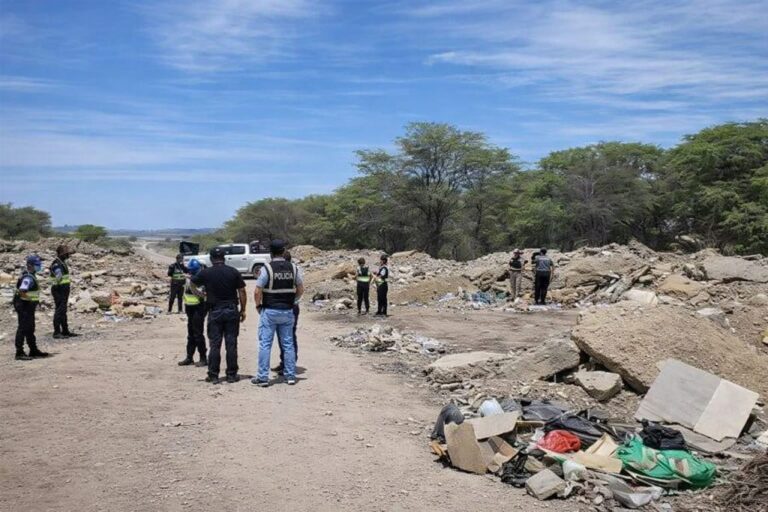 Fiscalía inicia investigación por presunto feminicidio tras hallazgo de restos en Paita
