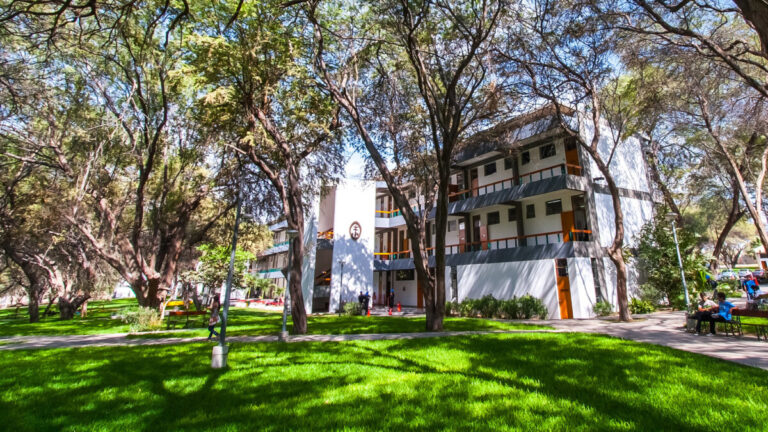 UDEP organiza primer Economic Forum dirigido a académicos y empresarios UDEP organiza primer Economic Forum dirigido a académicos y empresarios