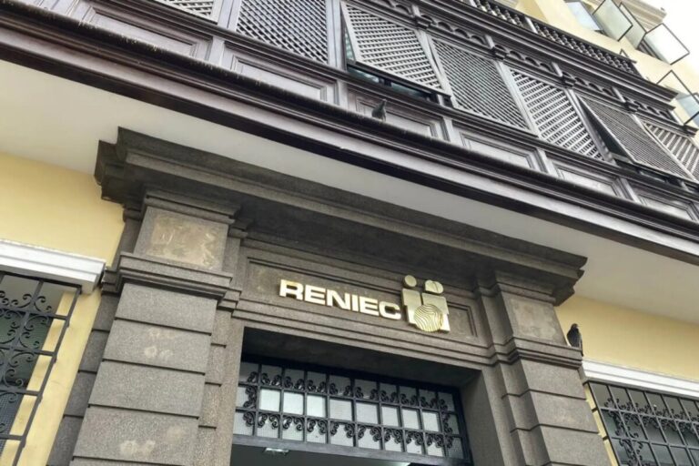 Reniec deberá entregar padrón electoral preliminar para elecciones regionales y municipales 2026 antes del 7 de mayo