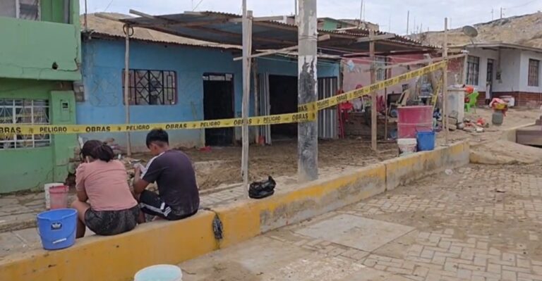 Desborde de aguas residuales deja más de 300 viviendas afectadas, advierte Sunass
