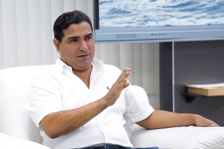 Gobernador Luis Neyra cuestiona designaciones de la PNP en Piura: «Se envían oficiales por amiguismo» Gobernador Luis Neyra cuestiona designaciones de la PNP en Piura: "Se envían oficiales por amiguismo"