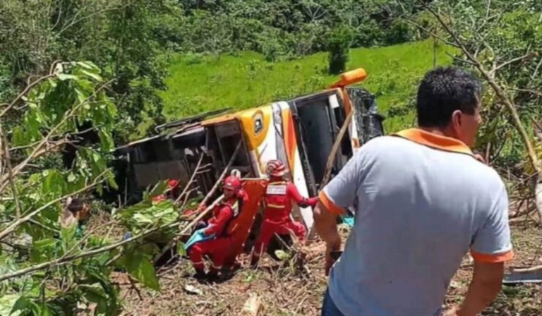 La dirección del plantel anunció que evaluará, junto con padres de familia y autoridades de Vice, acciones de respaldo para exigir que el caso avance y no quede en el abandono.