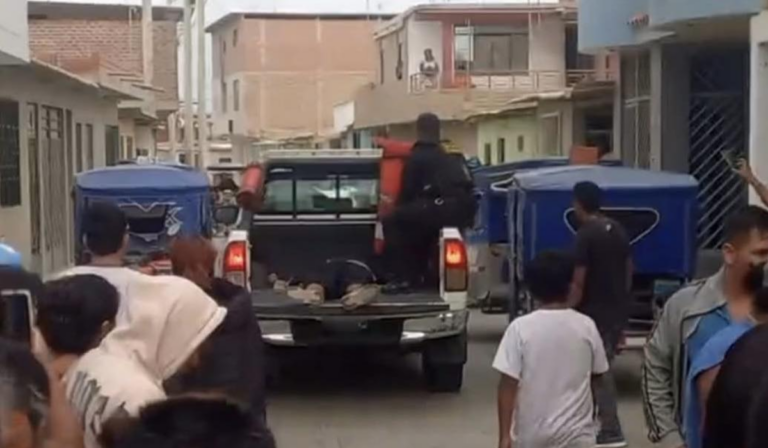 Debido a la gravedad de las lesiones, el hombre falleció durante el trayecto al centro de salud.
