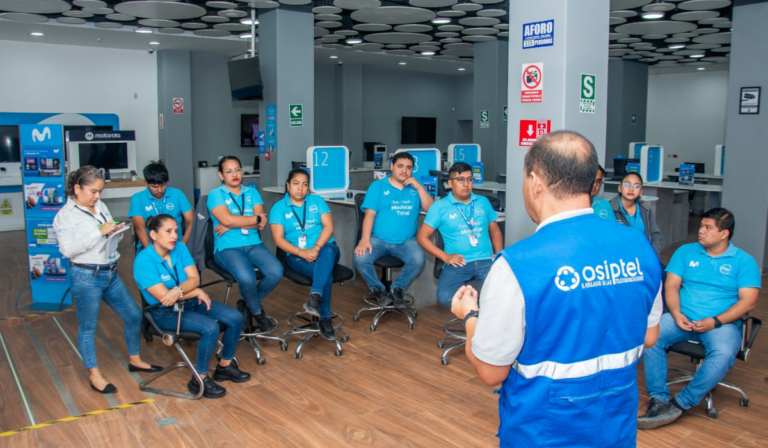 Las actividades estuvieron a cargo de especialistas de la Oficina Regional de Servicios del OSIPTEL en Piura.