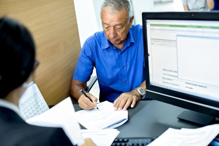 OSIPTEL reportó más de 1.2 millones de reclamos en el último año. El servicio móvil concentró la mayor cantidad de quejas presentadas por los usuarios.