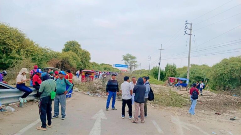 Sutran reporta 10 vías bloqueadas en Piura durante el cuarto día del paro agrario Sutran reporta 10 vías bloqueadas en Piura durante el cuarto día del paro agrario