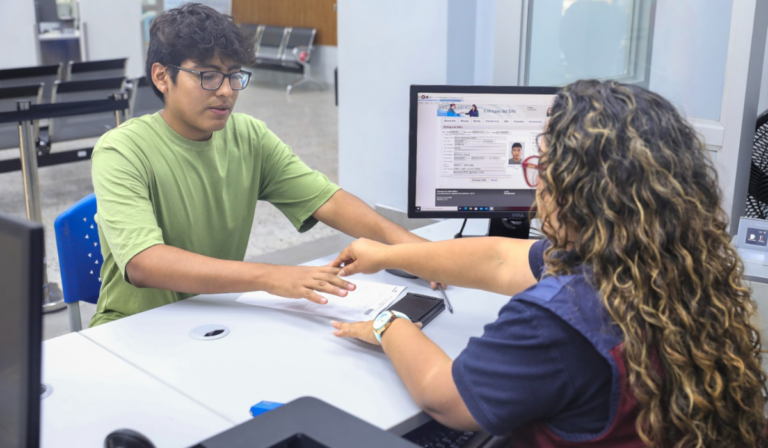 Más de 33 mil DNI permanecen sin recoger en Piura tras la segunda vuelta electoral Ante la elevada cantidad de documentos pendientes de entrega, Reniec anunció una jornada de atención extraordinaria para este sábado 13 de junio en diversas oficinas de Lima y regiones.