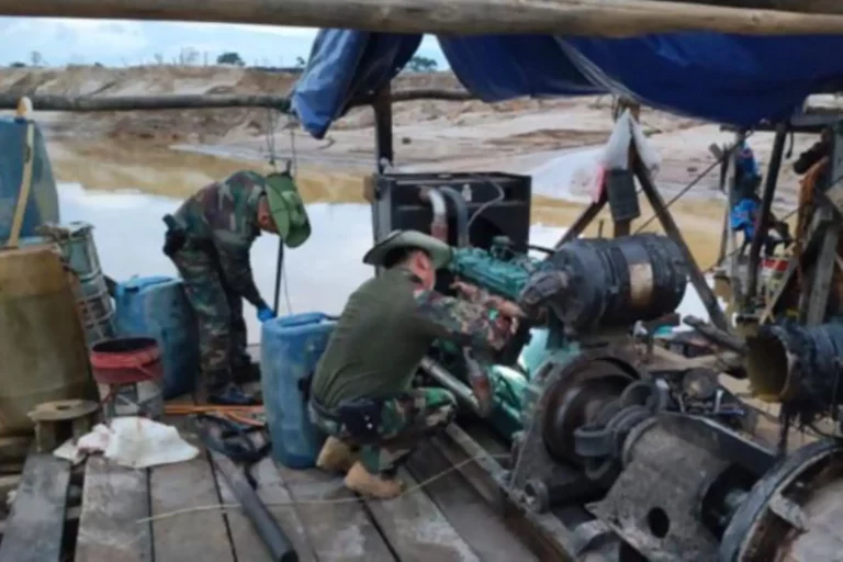 Policía utilizará información climática para mejorar operativos contra la minería ilegal