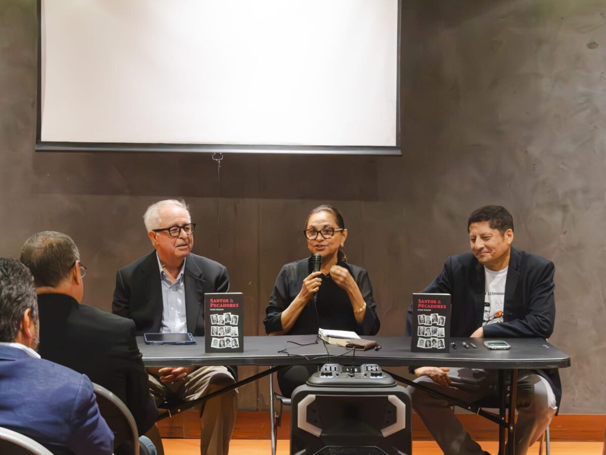 Periodista piurano Peter Román presenta Santos & Pecadores, un recorrido por 25 años de historias detrás de las noticias