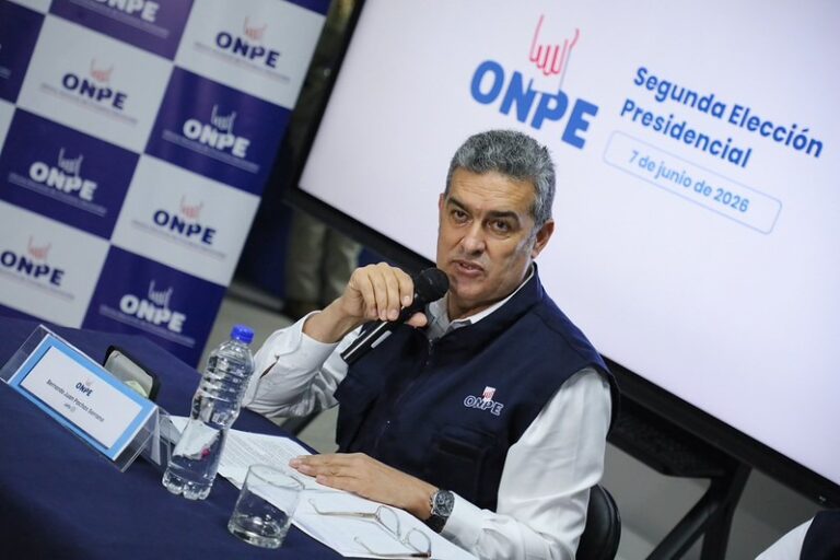 ONPE asegura transparencia para la segunda vuelta y culmina distribución de material electoral ONPE asegura transparencia para la segunda vuelta y culmina distribución de material electoral