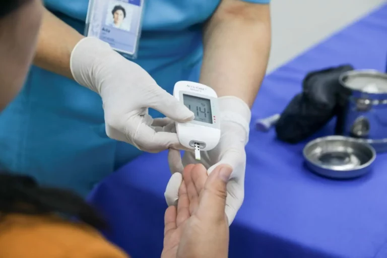 Minsa lanza campaña gratuita de tamizaje de presión, glucosa y peso en todo el país Minsa lanza campaña gratuita de tamizaje de presión, glucosa y peso en todo el país