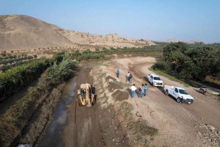 Sunass autoriza uso excepcional de S/1 322 millones para prevenir afectaciones al servicio de agua ante El Niño Sunass autoriza uso excepcional de S/1 322 millones para prevenir afectaciones al servicio de agua ante El Niño