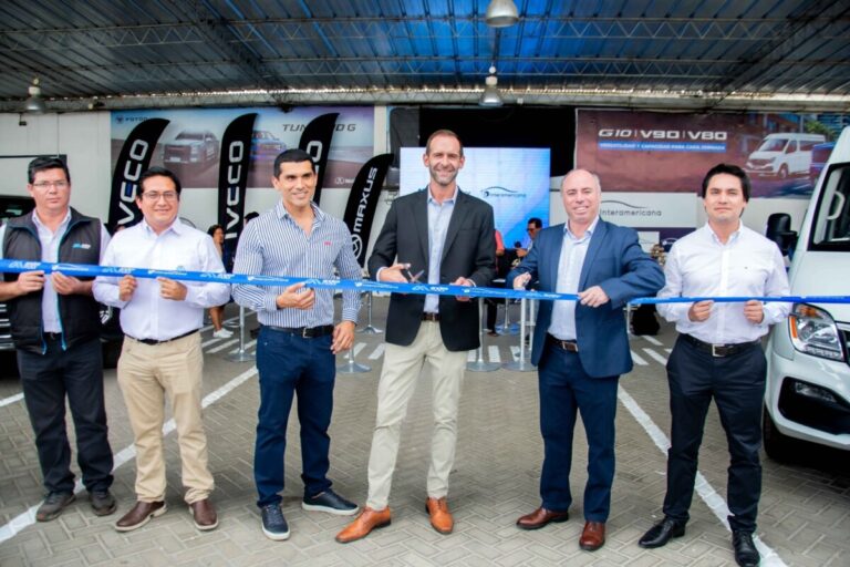Andes Motor fortalece su presencia en Piura con nuevas sedes para vehículos livianos y pesados La empresa abrió sedes para vehículos livianos y pesados con el objetivo de ampliar su cobertura en la región y atender la demanda de sectores como transporte, agroindustria, construcción y minería.