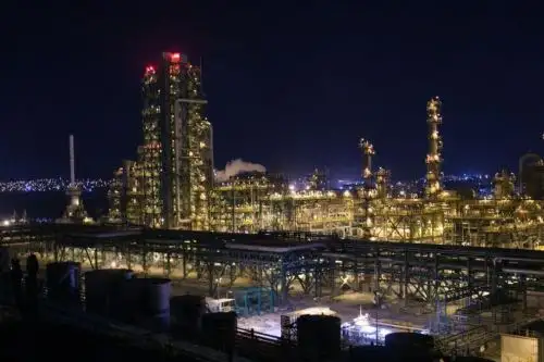 Petroperú finaliza las obras en el mar del nuevo Terminal Multiboyas de la Refinería Talara La empresa estatal informó que concluyó la construcción de la infraestructura marítima del proyecto. Ahora continuará con los trabajos en tierra antes de la entrada en funcionamiento del nuevo sistema.