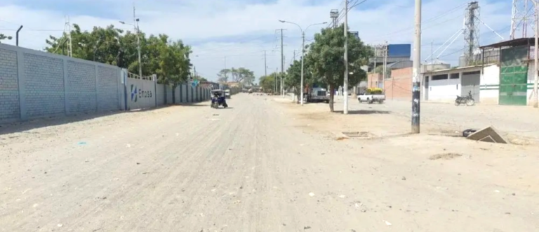 Piura: tres de cada cuatro kilómetros de vías permanecen sin pavimentar, advierte REDES Piura: tres de cada cuatro kilómetros de vías permanecen sin pavimentar, advierte REDES