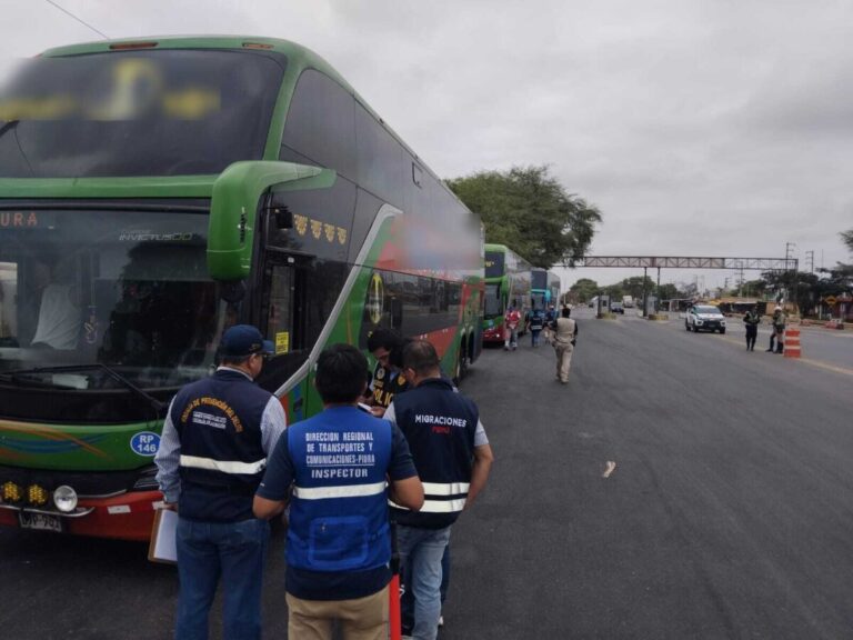 Piura: Operativos por Fiestas Patrias dejan 25 extranjeros en proceso de expulsión y más de 35 sanciones al transporte Piura: Operativos por Fiestas Patrias dejan 25 extranjeros en proceso de expulsión y más de 35 sanciones al transporte