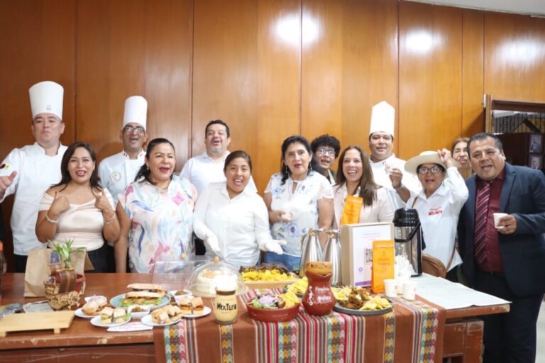 Piura se prepara para una nueva edición del Festival Gastronómico «Ah Komer» La actividad se desarrollará del 21 al 23 de agosto en el Parque Infantil. Participarán expositores de Piura y otras regiones, además de representantes de Loja, Ecuador.