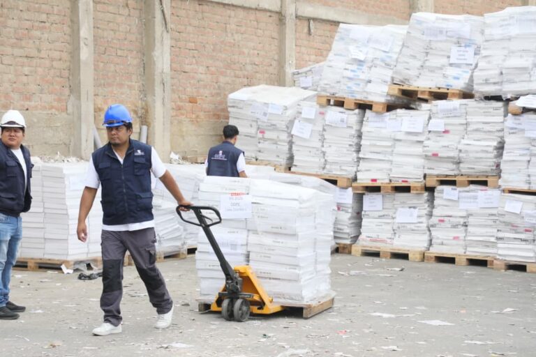 El material utilizado durante los comicios será triturado en Ventanilla para impedir su reconstrucción o reutilización. El procedimiento se inició el 29 de agosto y culminará en un plazo máximo de seis días.