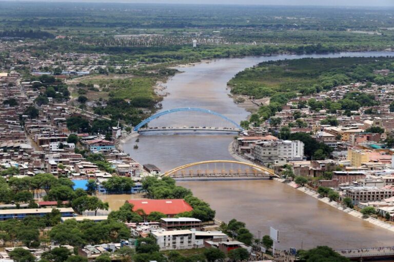 Más de 150 puntos críticos mantienen a Piura en alerta ante el Fenómeno de El Niño