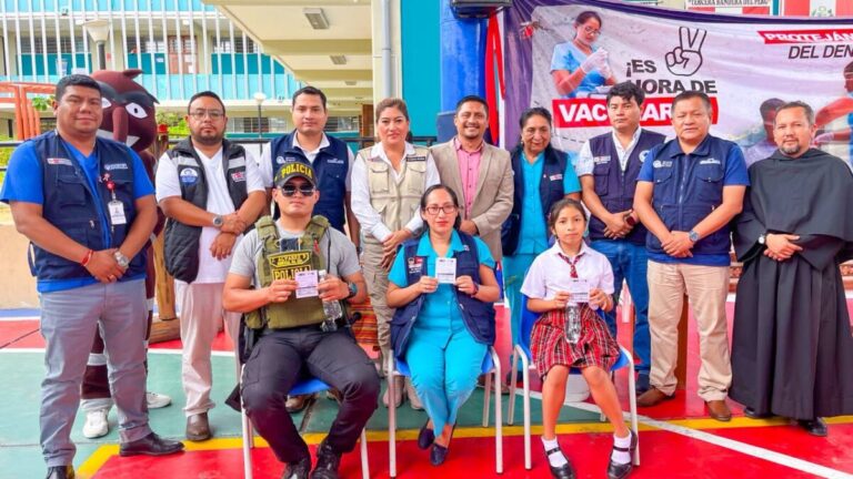 Piura inicia vacunación contra el dengue para jóvenes de 10 a 20 años