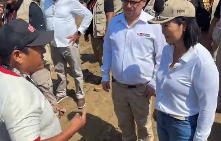 «Los que sembramos nuestra propia chacra perdimos todo»: pobladores piden a presidenta ampliación de cajas hidráulicas Pobladores piden a Kieko Fujimori ampliación de las motobombas.