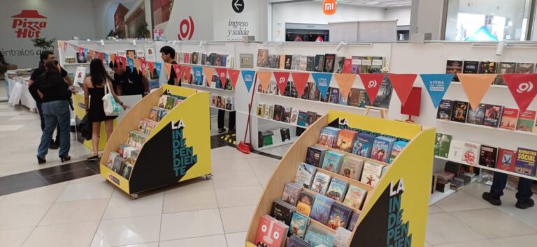 Rosa María Cifuentes y Andrea Llosa llegan a la V Feria del Libro de Piura